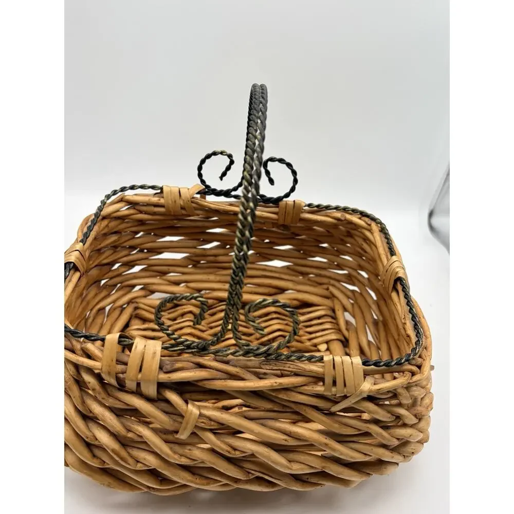Bamboo Straw Basket With Metal Twisted Handle 8